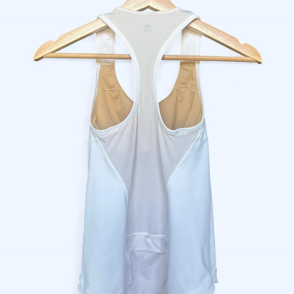 Lululemon White Power Y Tank with Built-In Bra Classic Racerback Size 4 - Picture 2 of 5